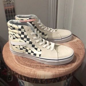New Authentic Vans Mens Shoe